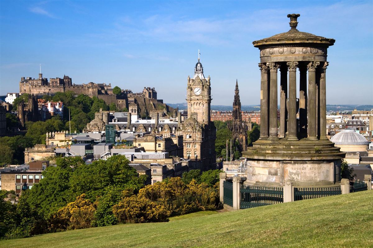 -Edinburgh skyline