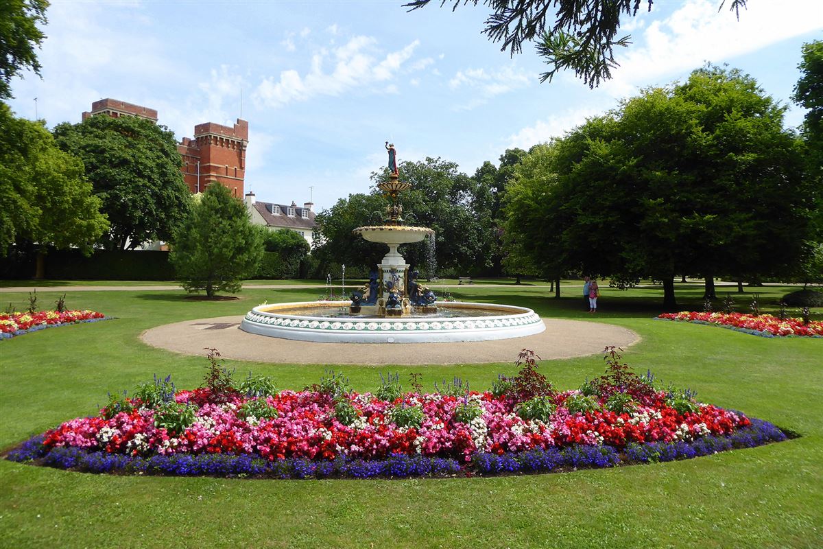 Vivary Park