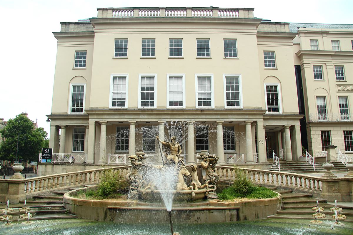 Neptune Fountain Cheltenham 